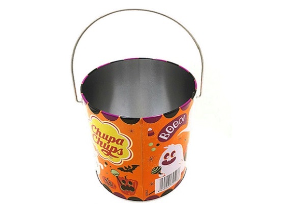 Colorful round tin bucket with lid and handle