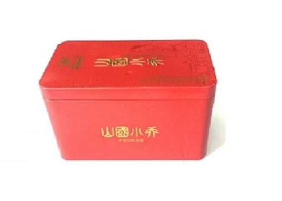 Classic rectangular tea tin box with pretty design